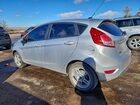 2018 Ford Fiesta Se Серебряный vin: 3FADP4EJ0JM128023