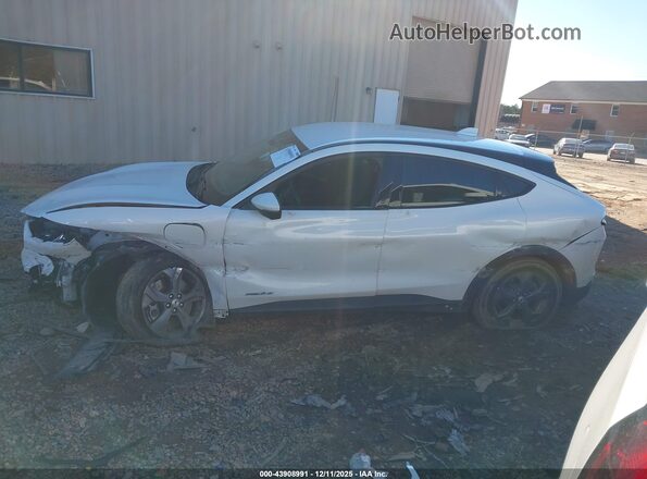 3FMTK1RM9MMA49280 2021 FORD MUSTANG MACH-E Белый Вид задней части салона
