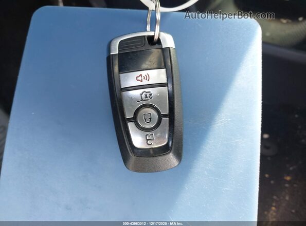 3FMTK2R76MMA05933 2021 FORD MUSTANG MACH-E Gray Vista del salpicadero