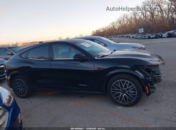 3FMTK3SU0RMA04497 2024 FORD MUSTANG MACH-E PREMI Черный Вид задней части салона