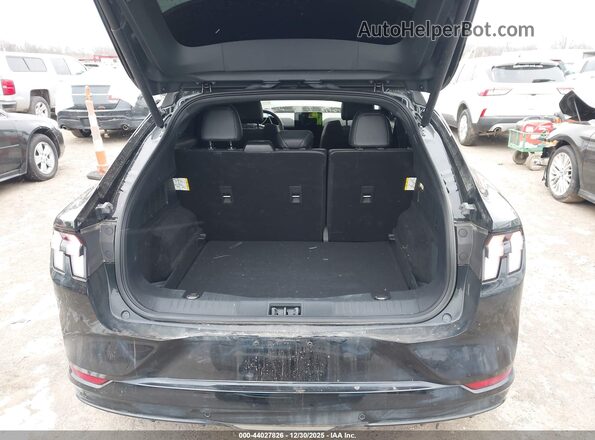 3FMTK4SE7PMA44958 2023 FORD MUSTANG MACH-E Черный 