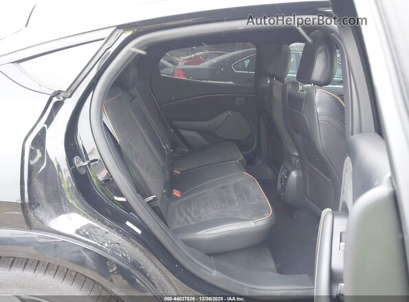 3FMTK4SE7PMA44958 2023 FORD MUSTANG MACH-E Черный Вид наклейки с VIN-кодом