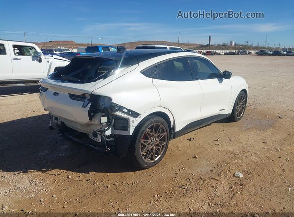 3FMTK4SX3RMA28809 2024 FORD MUSTANG MACH-E White Задня права чверть
