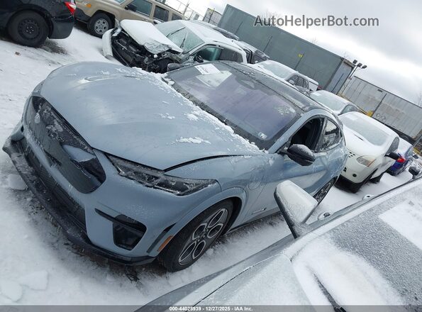 3FMTK4SX6RMA52599 2024 FORD MUSTANG MACH-E Серый Передняя левая четверть