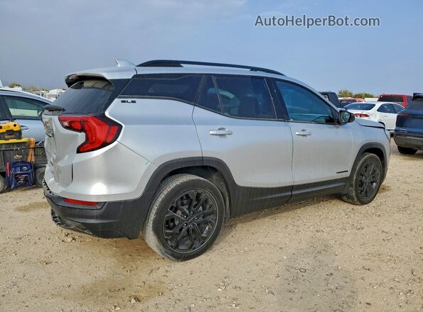 3GKALMEV1ML398260 2021 GMC TERRAIN Серебряный Задняя правая четверть