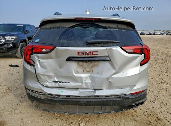 3GKALMEV1ML398260 2021 GMC TERRAIN Серебряный Вид сзади