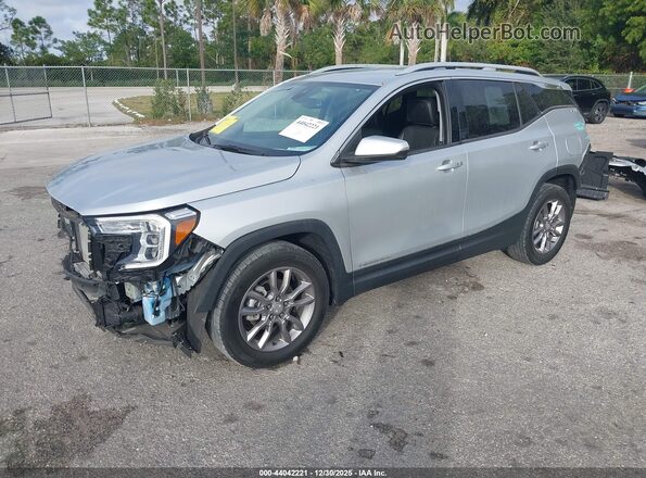 3GKALPEV2NL190049 2022 GMC TERRAIN Silver Przód lewy