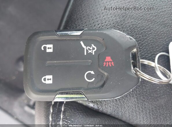 3GKALPEV2NL190049 2022 GMC TERRAIN Silver Widok deski rozdzielczej