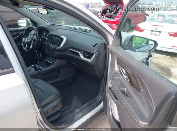 3GKALPEV5JL225614 2018 GMC TERRAIN Серый Вид салона спереди