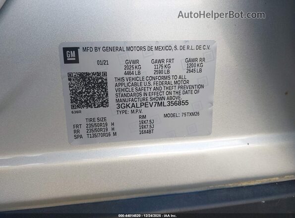 3GKALPEV7ML356855 2021 GMC TERRAIN Silver Vista del compartimento del motor