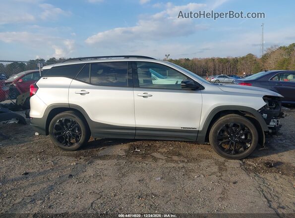 3GKALPEV7ML356855 2021 GMC TERRAIN Silver Vista interior de 360 grados