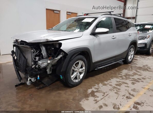 3GKALTEV8ML374502 2021 GMC TERRAIN Серебряный Передняя левая четверть