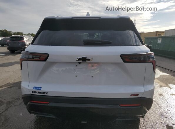 3GNAXLEG5TL205447 2026 CHEVROLET EQUINOX White Вид ззаду