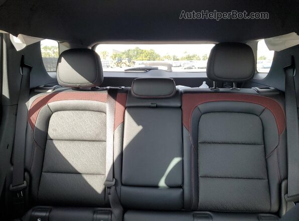 3GNAXLEG5TL205447 2026 CHEVROLET EQUINOX White Вид задніх сидінь