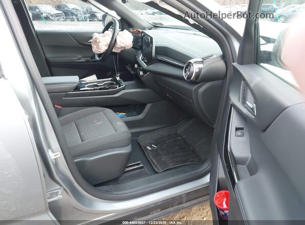 3GNAXPEG8SL131463 2025 CHEVROLET EQUINOX Gray Widok wnętrza z przodu