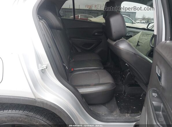 3GNCJLSB0JL216016 2018 CHEVROLET TRAX Серебряный Вид наклейки с VIN-кодом