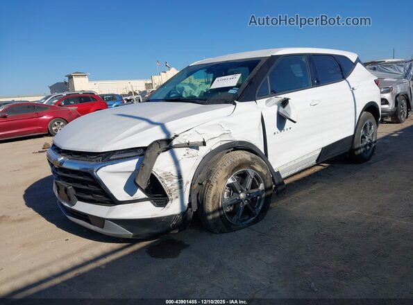 3GNKBCR48SS144571 2025 CHEVROLET BLAZER Белый Передняя левая четверть