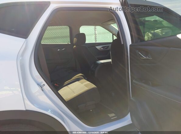 3GNKBCR48SS144571 2025 CHEVROLET BLAZER Белый Вид наклейки с VIN-кодом