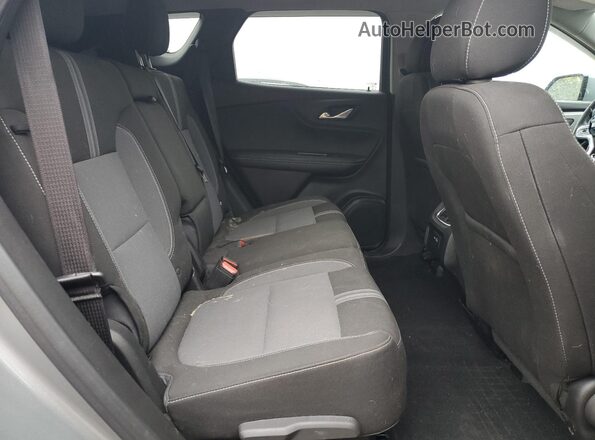 3GNKBHR43PS164408 2023 CHEVROLET BLAZER Серебряный Вид задней части салона