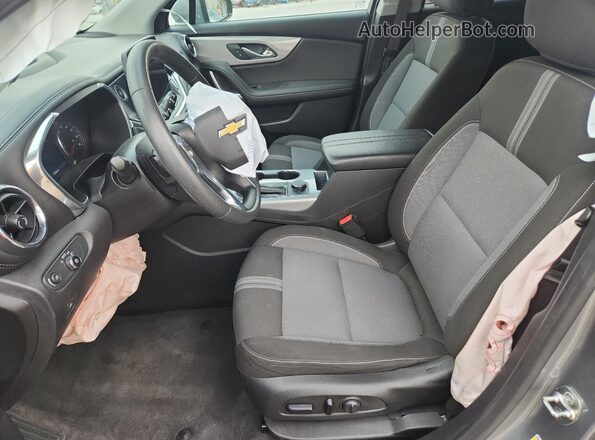 3GNKBHR45PS217142 2023 CHEVROLET BLAZER Серый Вид салона спереди