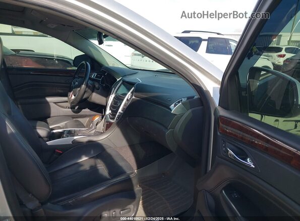 3GYFNBE33GS582103 2016 CADILLAC SRX Silver Սալոնի դիմացի տեսք