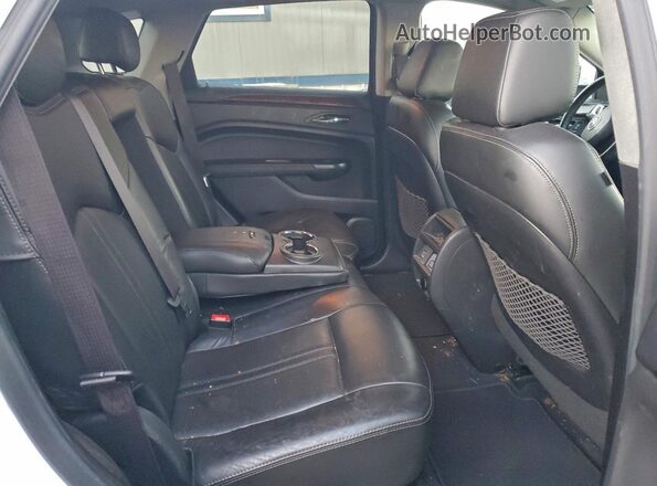 3GYFNEE36GS566818 2016 CADILLAC SRX White Widok tylnych siedzeń