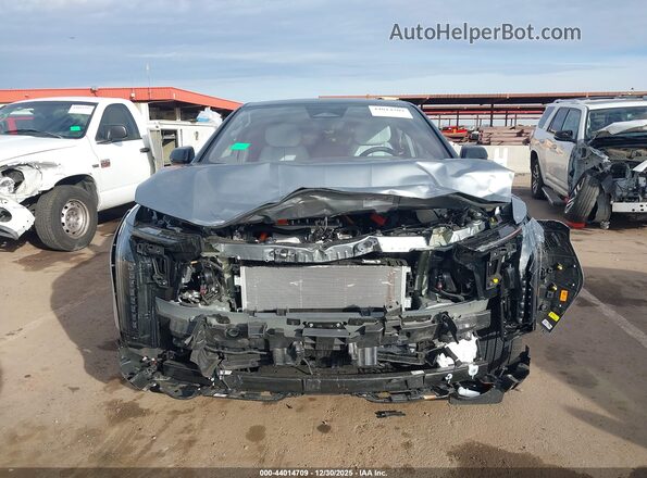 3GYK3DMR2SS263371 2025 CADILLAC OPTIQ Серебряный Вид спереди
