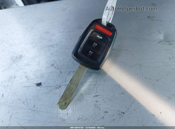 3HGGK5H48LM708965 2020 HONDA FIT Белый Вид панели приборов