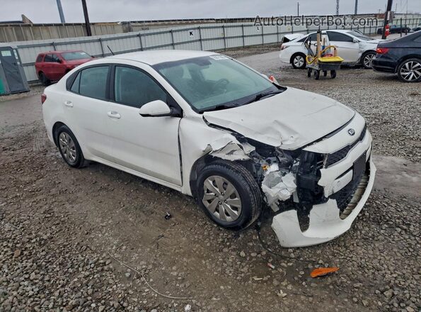 3KPA24AB6JE094903 2018 KIA RIO Белый Передняя правая четверть