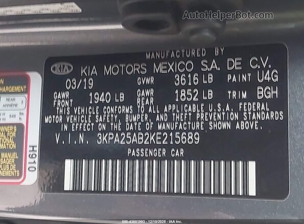 3KPA25AB2KE215689 2019 KIA RIO 5-DOOR Gray Widok komory silnika