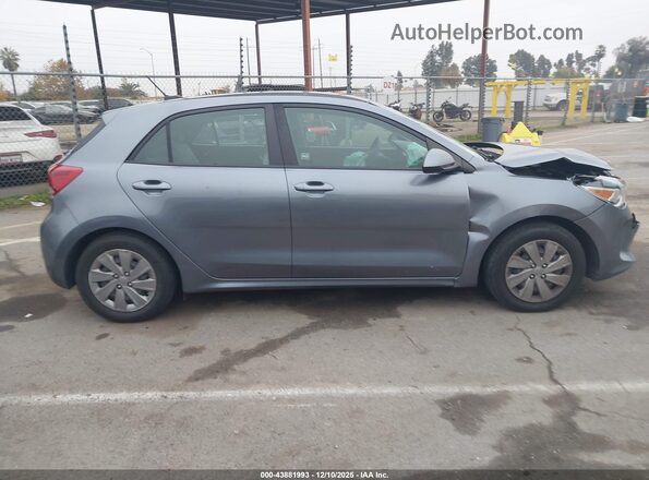 3KPA25AB2KE215689 2019 KIA RIO 5-DOOR Gray Widok wnętrza z tyłu
