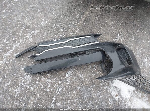 3KPA25AB8KE218922 2019 KIA RIO 5-DOOR Черный Вид панели приборов