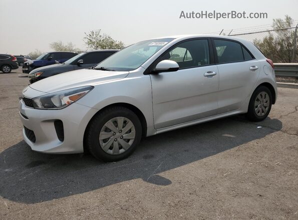 3KPA25AD6LE313997 2020 KIA RIO Silver Vista tres cuartos delantera izquierda