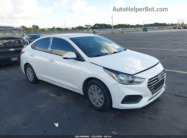 3KPC24A6XME136974 2021 HYUNDAI ACCENT Белый Передняя правая четверть