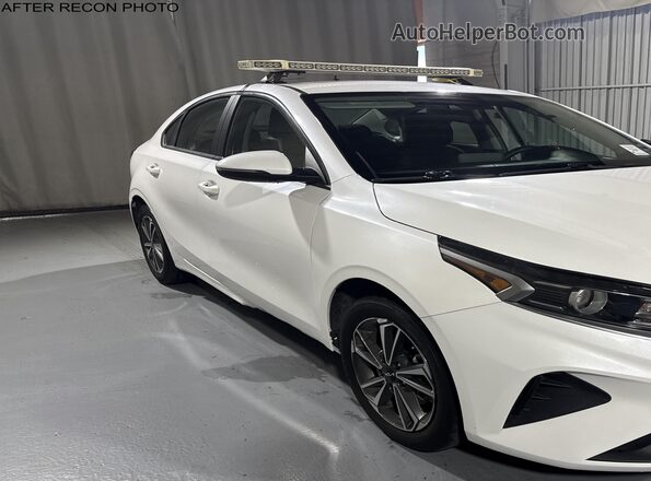 3KPF24AD5RE774147 2024 KIA FORTE  