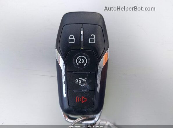3LN6L2LU1GR633334 2016 LINCOLN MKZ HYBRID Black Widok deski rozdzielczej