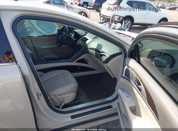 3LN6L2LU3GR623176 2016 LINCOLN MKZ HYBRID Beige Widok wnętrza z przodu