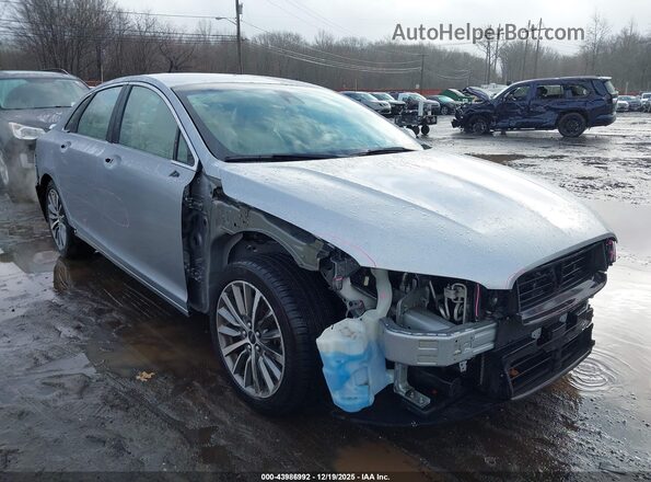 3LN6L5B93LR601719 2020 LINCOLN MKZ Silver Widok z przodu