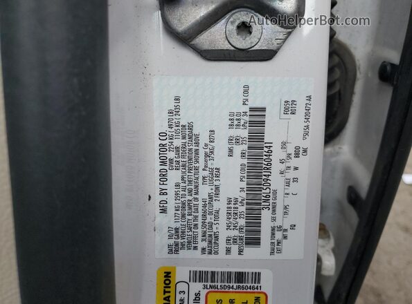 3LN6L5D94JR604641 2018 LINCOLN MKZ White Engine compartment view