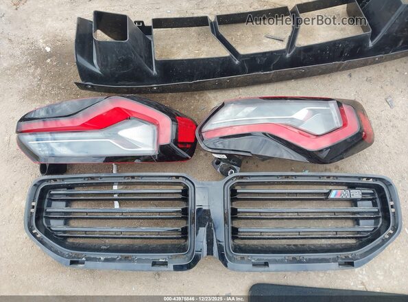 3MF23DM08S8F43717 2025 BMW M2 Серый Вид щитка приборов