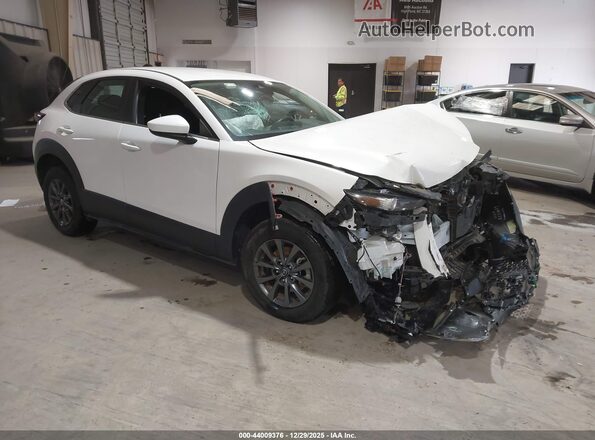 3MVDMAAL4MM215550 2021 MAZDA CX-30 White Delantero derecho