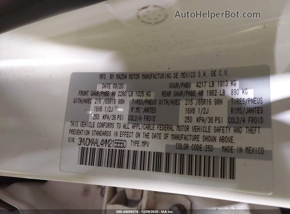 3MVDMAAL4MM215550 2021 MAZDA CX-30 White Vista del compartimento del motor