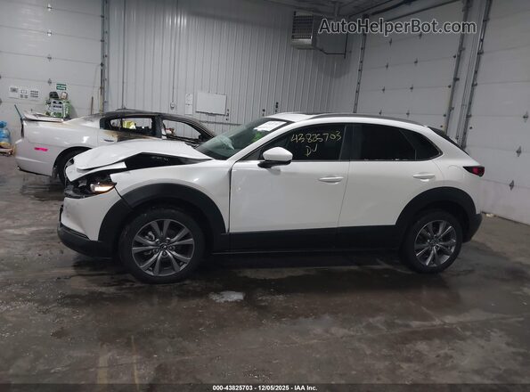 3MVDMBCL3NM416554 2022 MAZDA CX-30 Белый Панорамный вид салона 360°