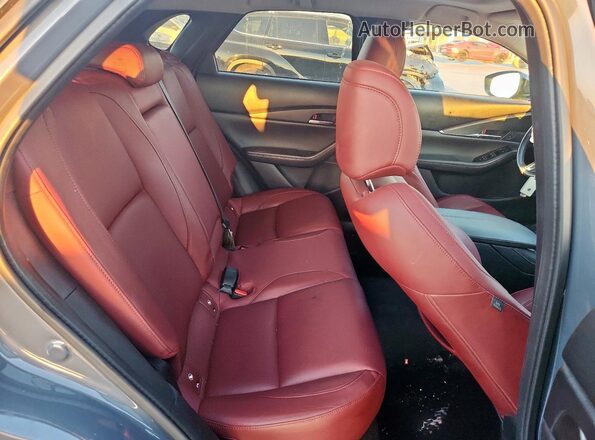 3MVDMBCM2PM556154 2023 MAZDA CX-30 Gray Widok wnętrza z tyłu