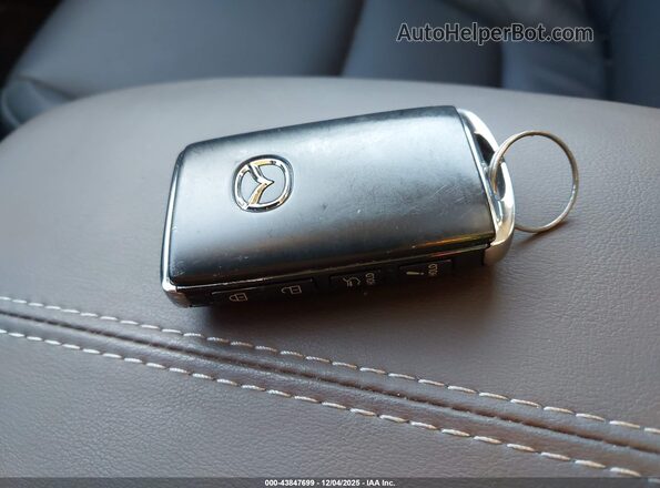 3MVDMBDM6SM763654 2025 MAZDA CX-30 Gray წინა პანელის ხედი
