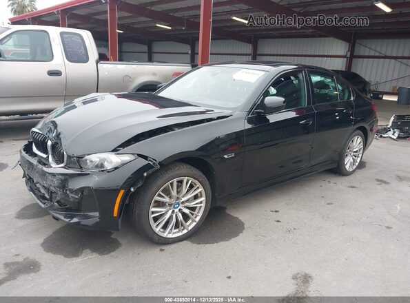 3MW39FF0XP8D16046 2023 BMW OTHER Черный Передняя левая четверть