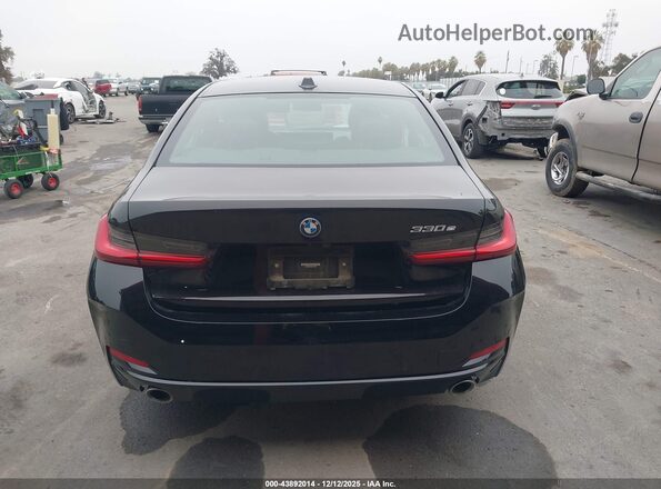 3MW39FF0XP8D16046 2023 BMW OTHER Черный 