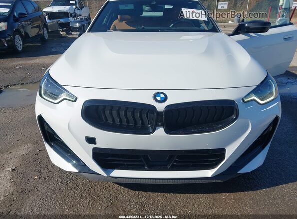 3MW43CM00R8E79802 2024 BMW M2 Белый Вид спереди