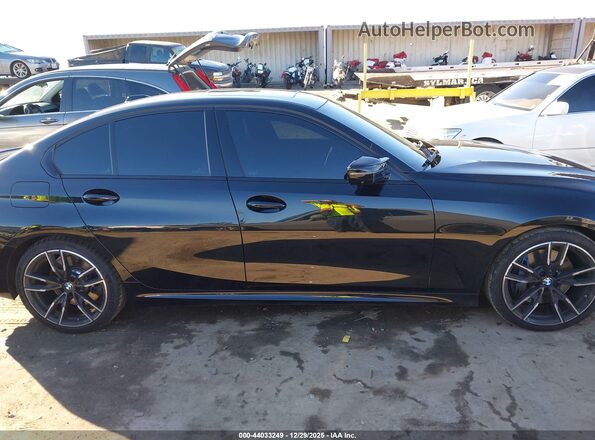 3MW49FS06R8E72145 2024 BMW M3 Black უკანა სალონის ხედი