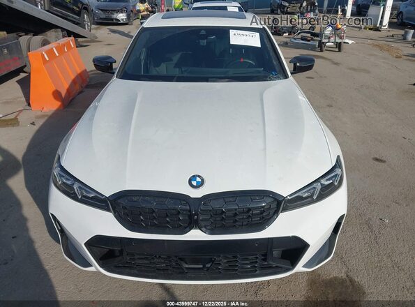 3MW59FT05S8F23207 2025 BMW M3 Белый Вид спереди